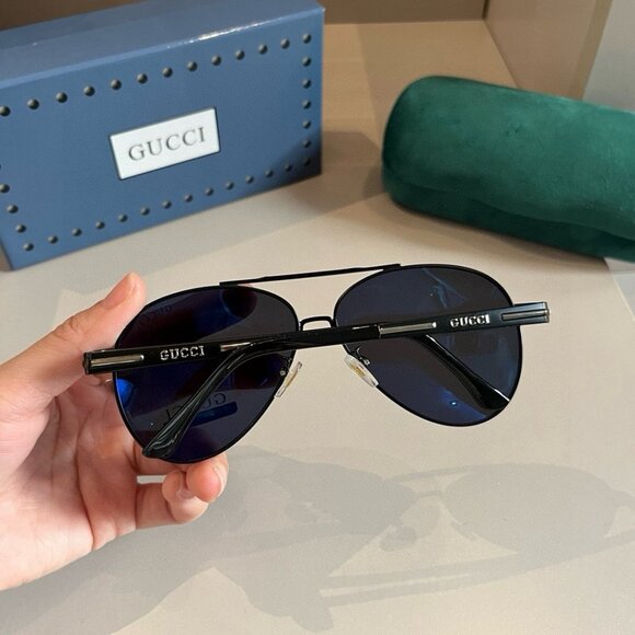 Gucci Sunglasses - Picture 6 of 8